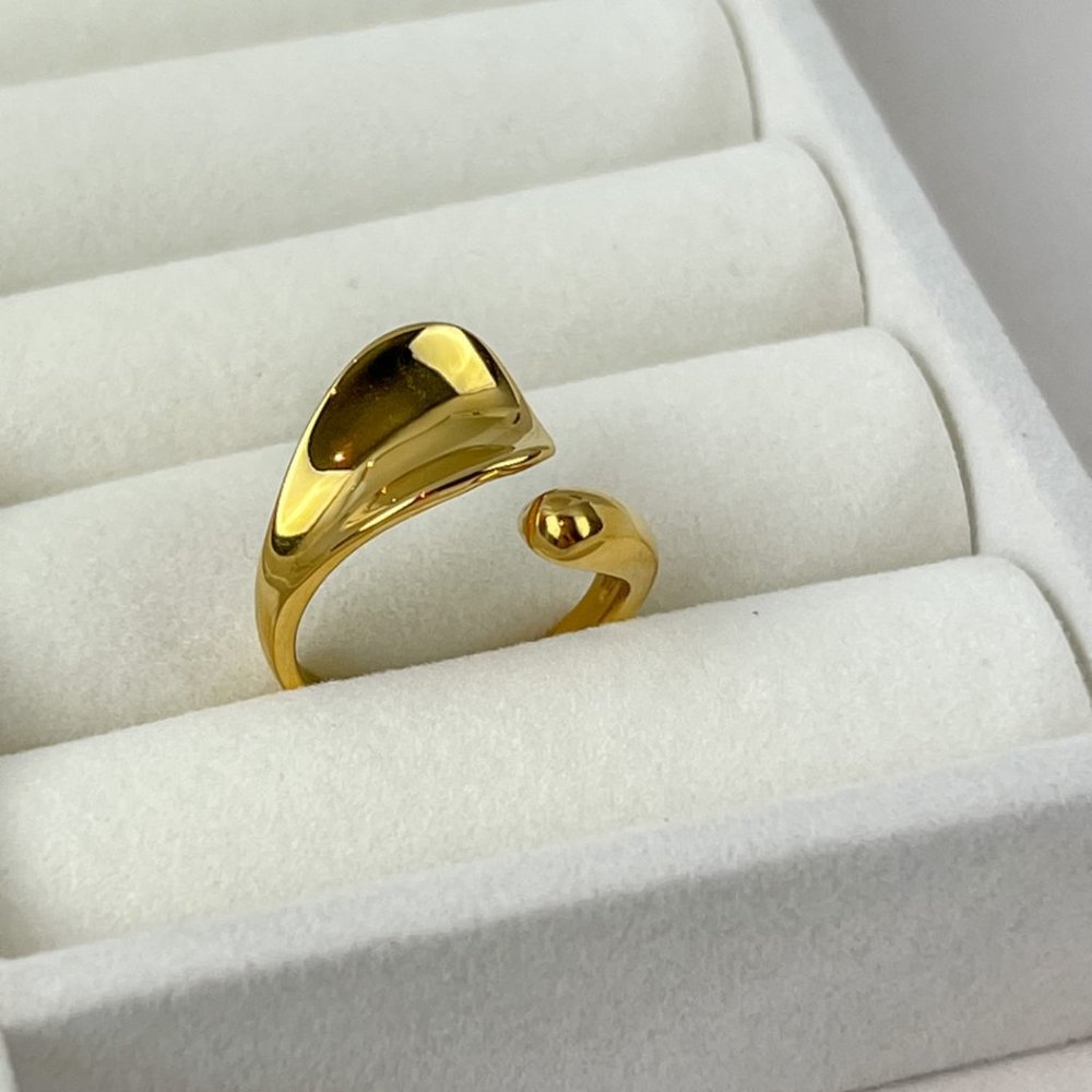 Gold Plated Geometric Ring Gold Chunky Ring Size 7 - Picture 3 of 11